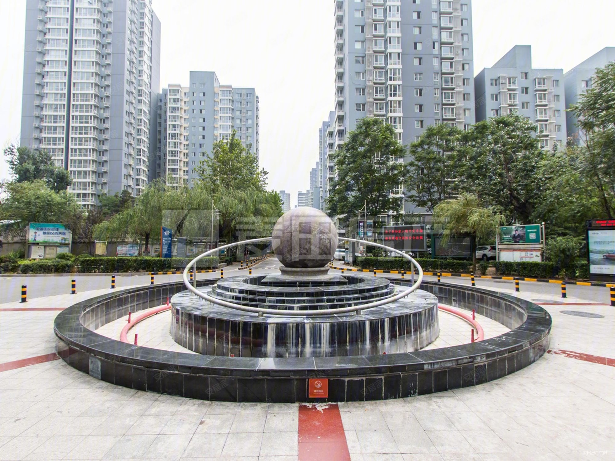 远洋山水(北区)1室1厅1卫57.36㎡西385万