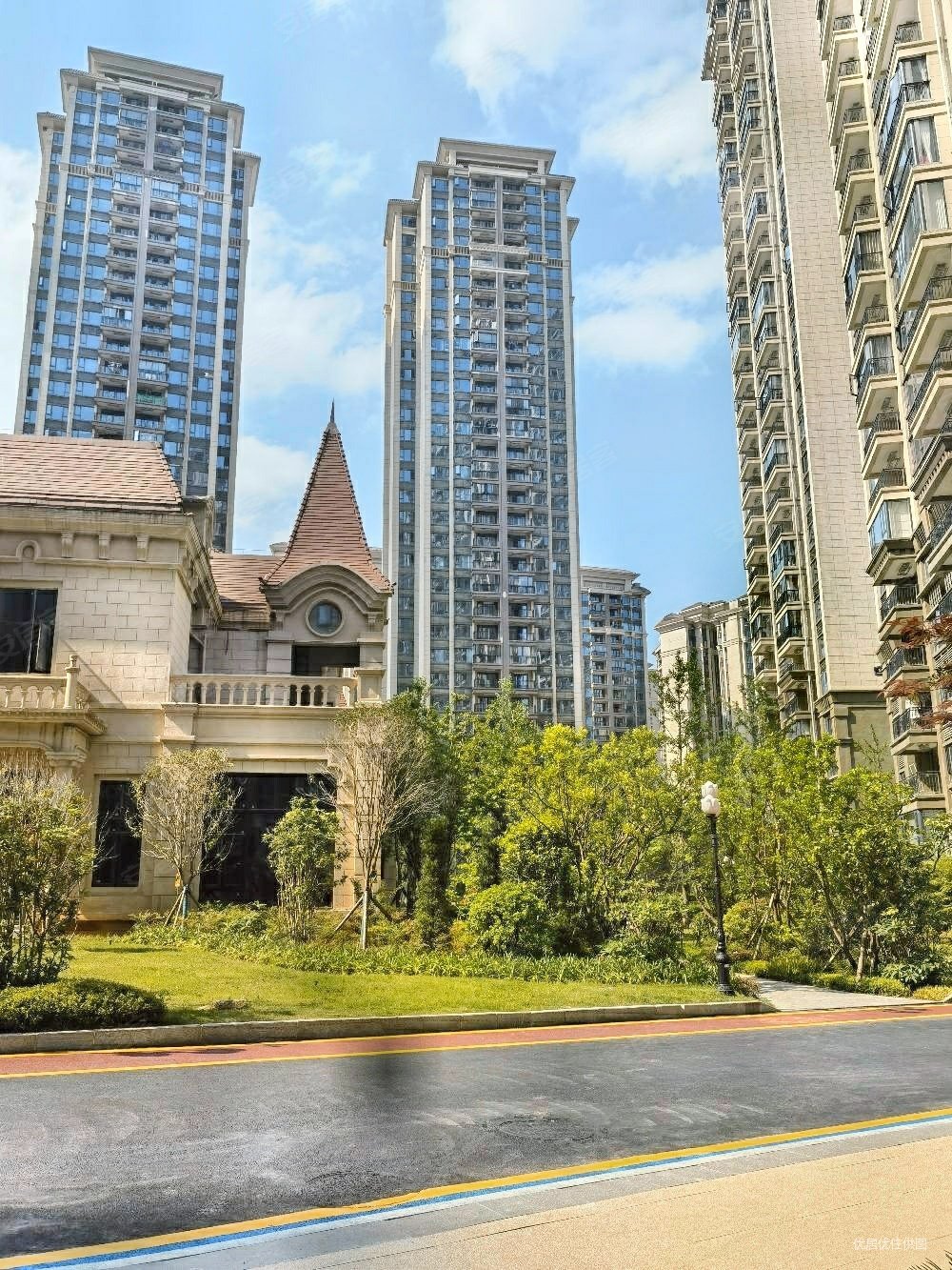 贵阳花溪区恒大文化旅游城精装修3房出售