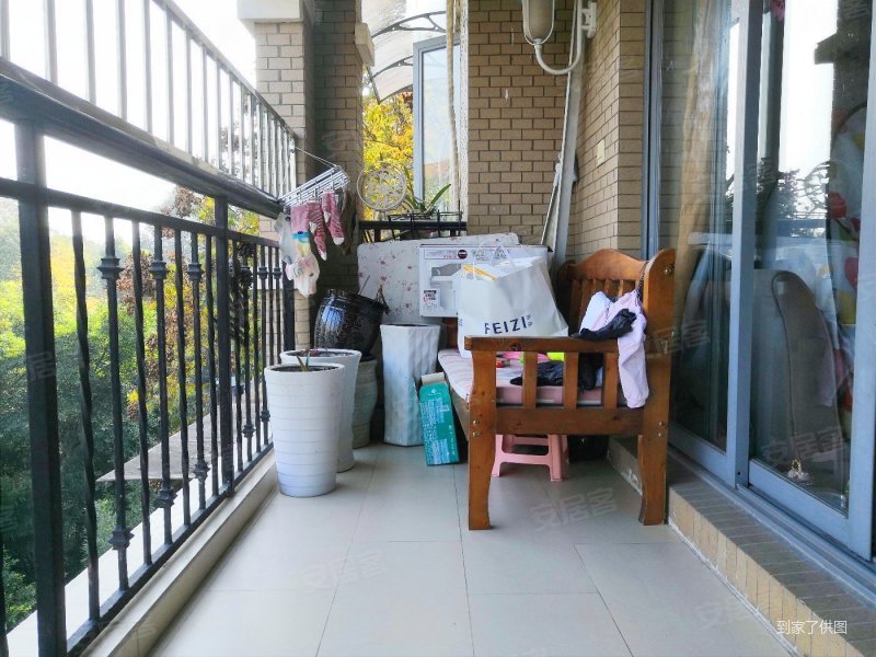 渝北区绿地翠谷一二期3房