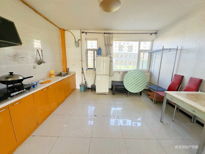 东润枫景 医疗配套成熟 近地铁 商品住宅 电梯房 南北通透