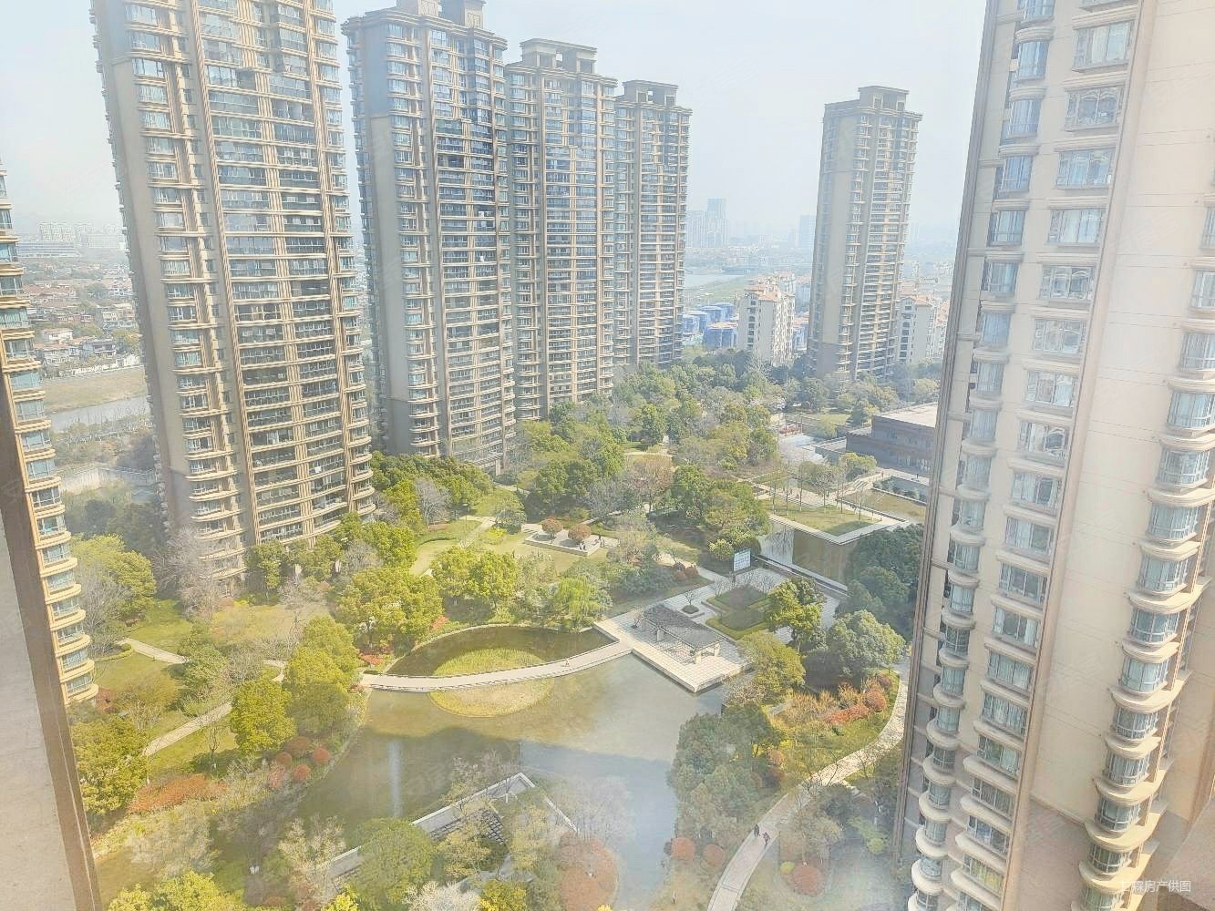 南京房产网>南京二手房>江宁二手房>九龙湖二手房>藏龙御景>