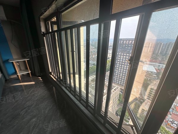 宁波余姚阳明朴石翰府(商住楼)房东)直租 可押一付一 随时看房 欢迎