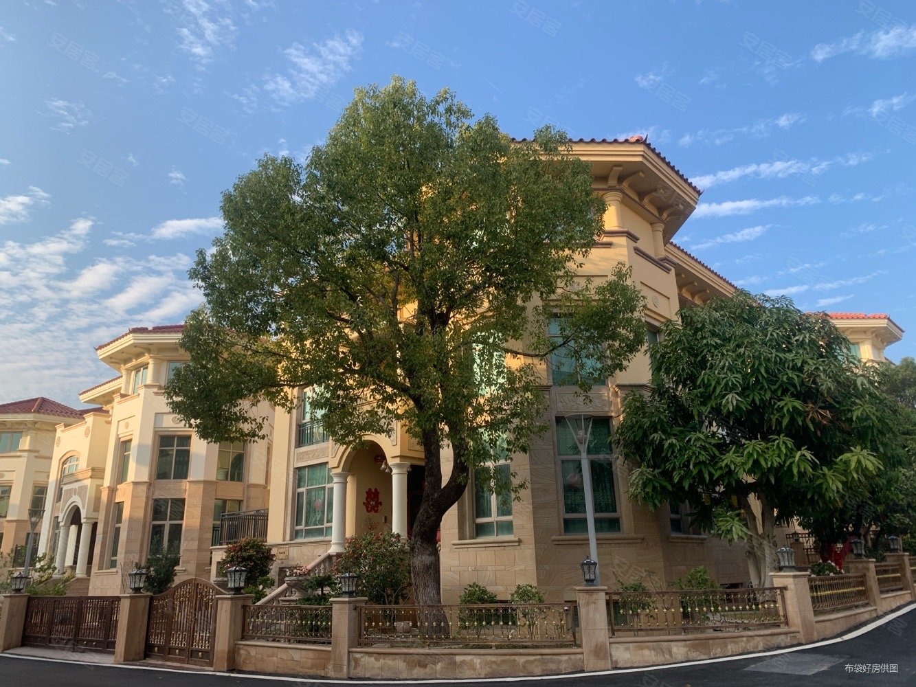 千亿山庄w一在售纯独栋别墅户型大气位置好坐北朝南证满