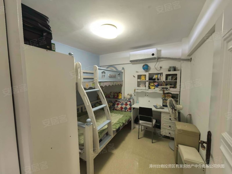 瑞鑫公寓2室2厅1卫49.17㎡南31万