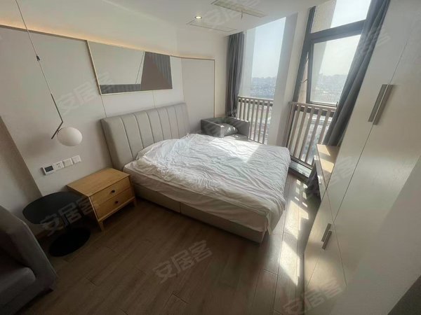 海宁海宁市区海洲海宁人民广场人民广场爱琴海楼上 精装1室 民用水电全新家电 包物业网络带出租房源真实图片