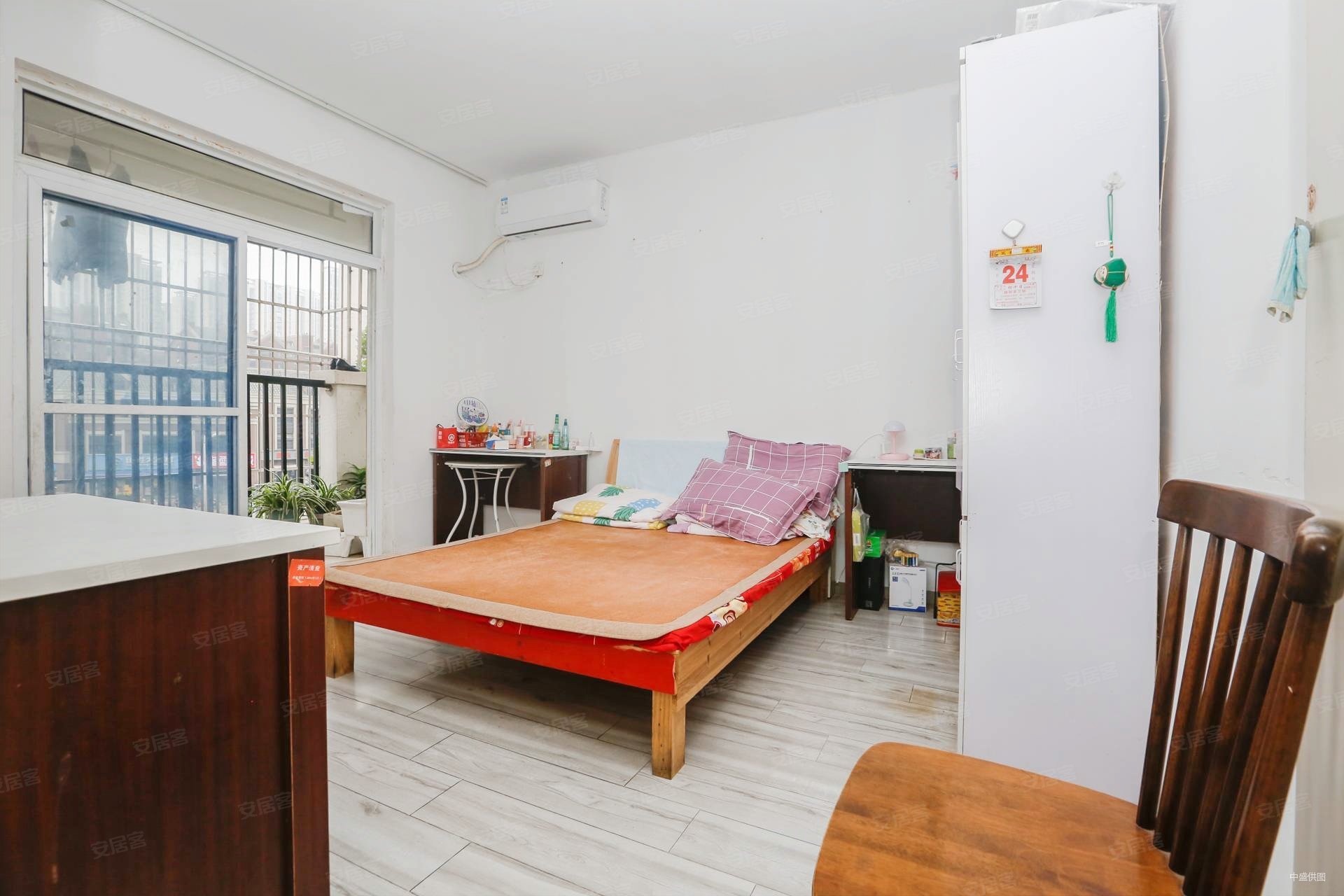 荣城花园北苑 小区新 南北通透 产权清晰 低容积 小三房