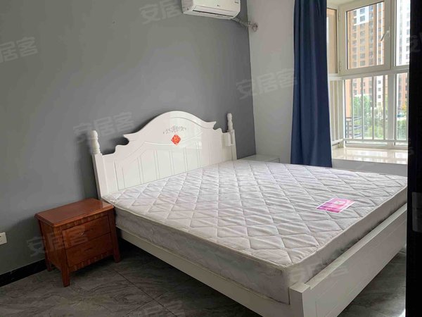 北京昌平回龙观七里渠南村住房地铁口精装好房,采光好,业主诚意出出租