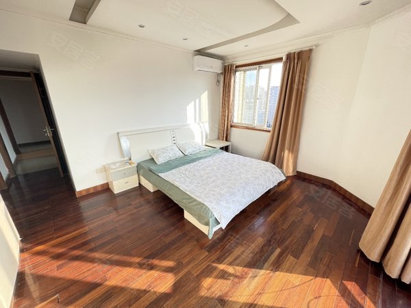 【多图】龙湖花园,龙溪租房,龙湖南苑主卧带卫 近洪湖东路 嘉州路轻轨