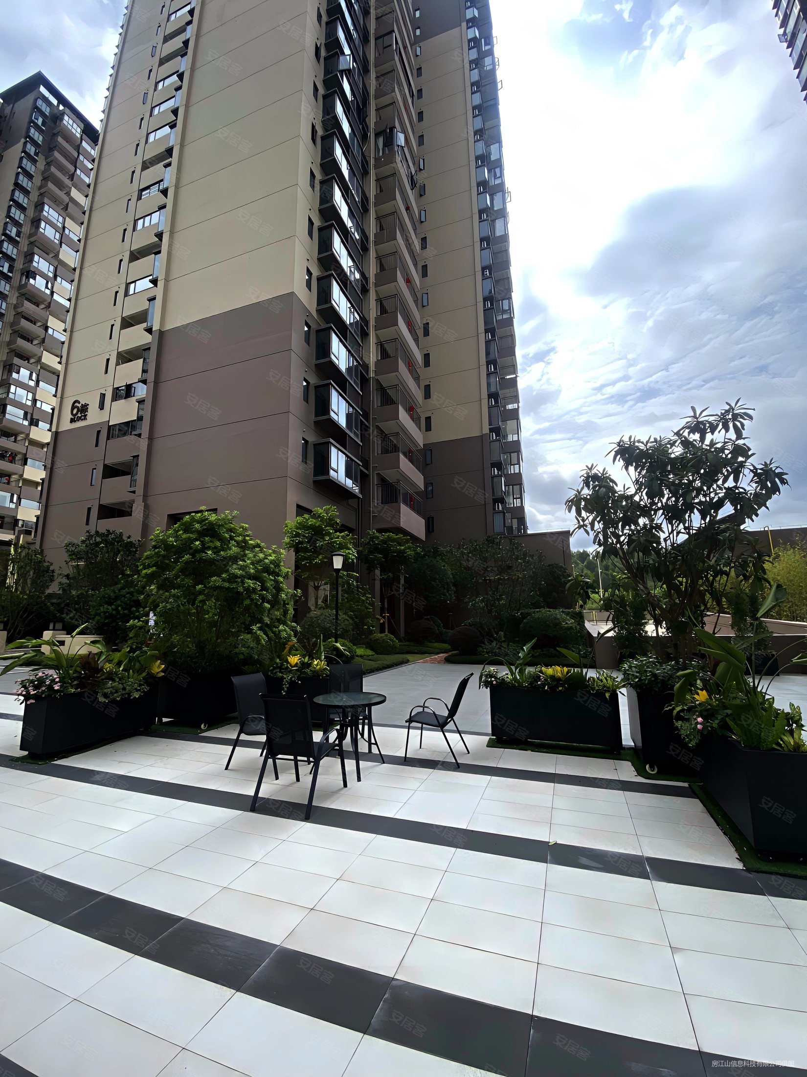 南宁房产网>南宁二手房>良庆二手房>良庆周边二手房>荣和五象学府(北