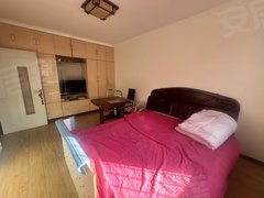 抚顺李石开发区顺安路四方台家园3楼，两室，拎包入住550一个月随时看房出租房源真实图片