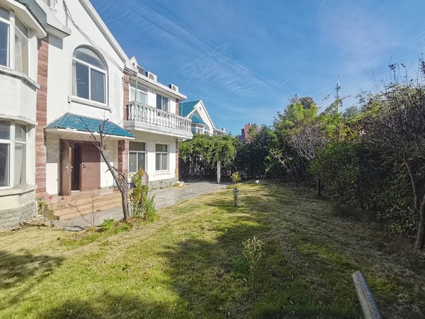 上海奉贤海湾三景苑海景独栋别墅,房源采光好,南北通透,业主诚意出租