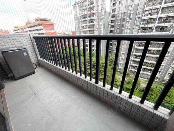 广州白云聚龙风采雅苑风采雅苑大四房出租,近二百方出租房源真实图片