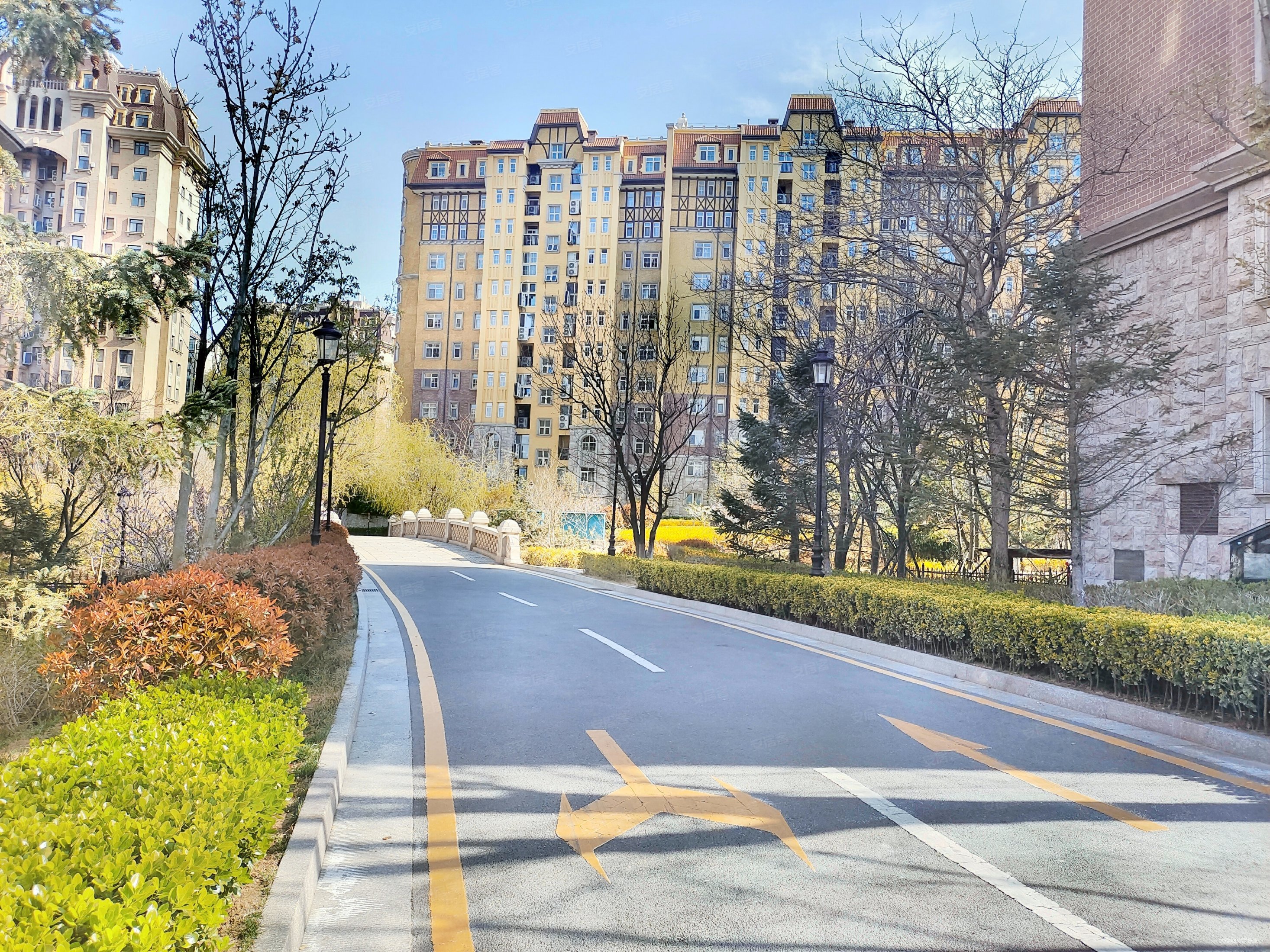 青岛印象山3室2厅2卫140㎡南北577万