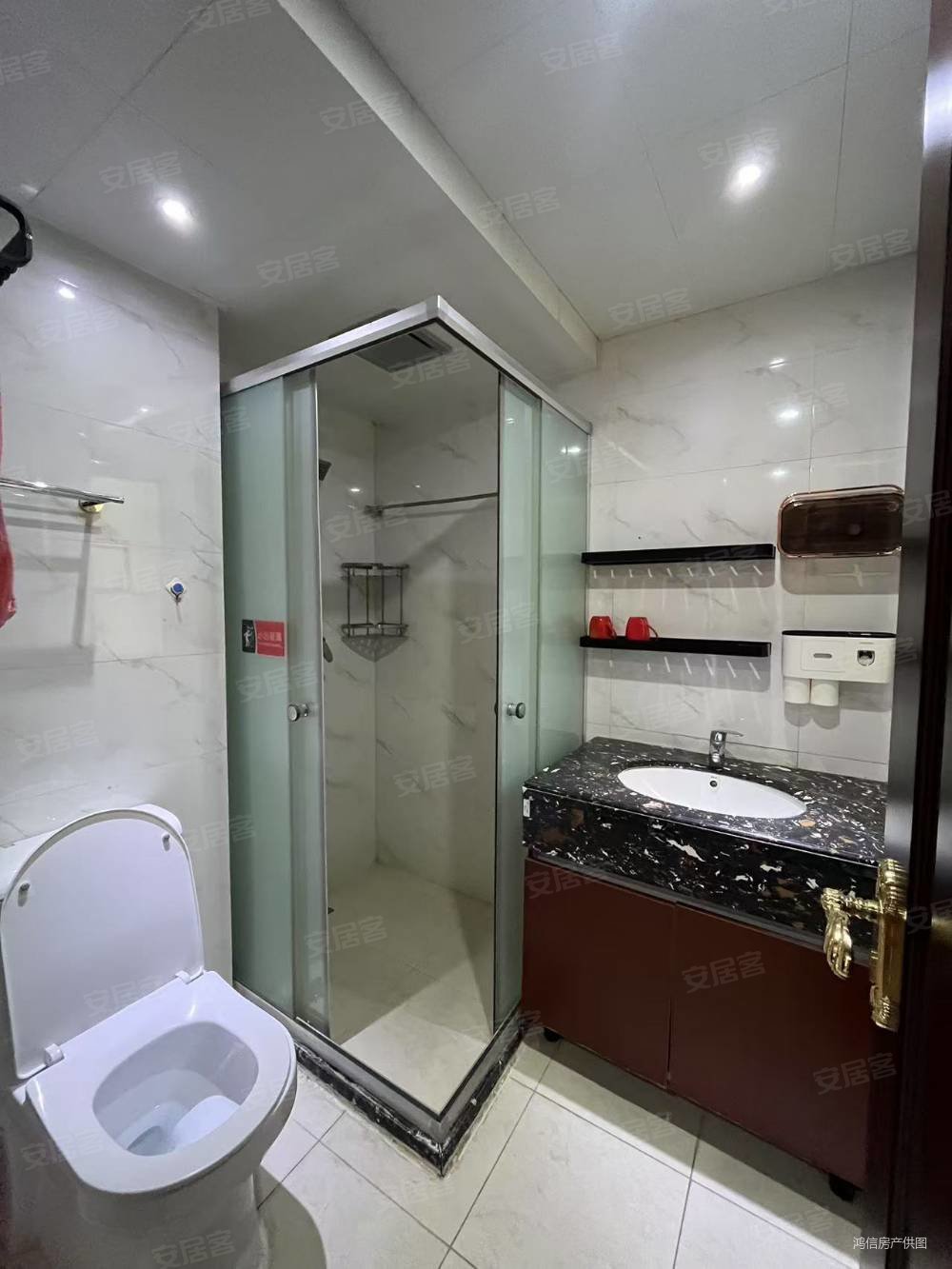 恒大城3室2厅1卫116㎡南北83万