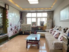 邹平邹平周边城西中兴村,紧邻中医院双语,很干净的三室家具家电齐全900月出租房源真实图片