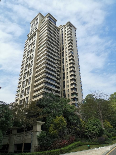 山语清晖花园4室2厅3卫212㎡东西2250万