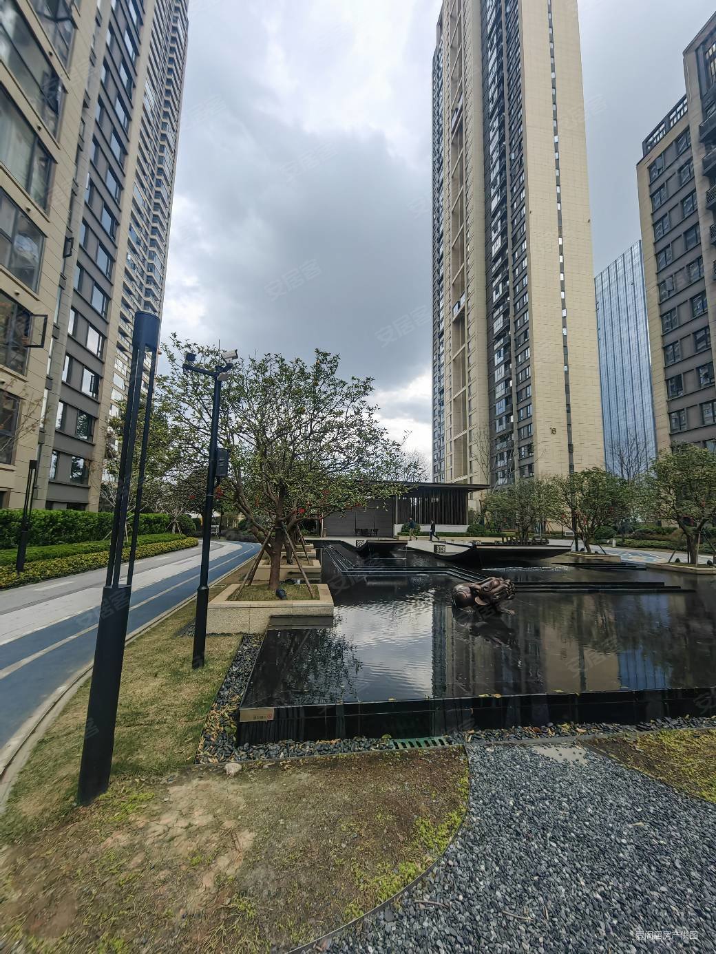 东湖金茂府武汉高铁站东湖绿道旁精装大四房