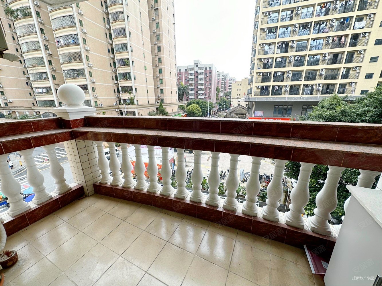 黄岐瑞丽花园龙腾装修精美3房 南向中低层单位 笋!