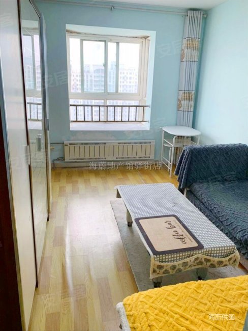 和信花园一室一厅客厅好用电梯房业主急售