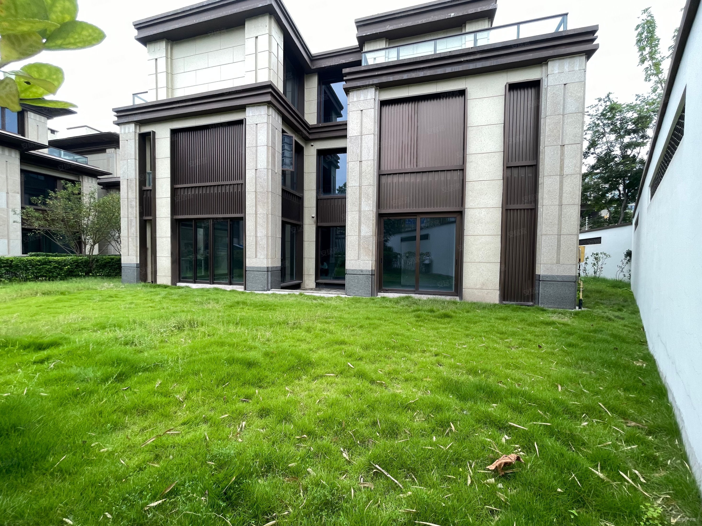 金科九曲河东区别墅