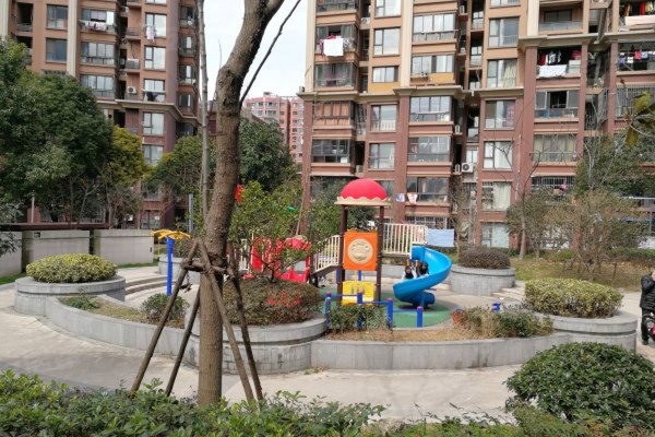 上海二手房 荣和怡景园 > 杨志军解读荣和怡景园小区户型q房网古浪店