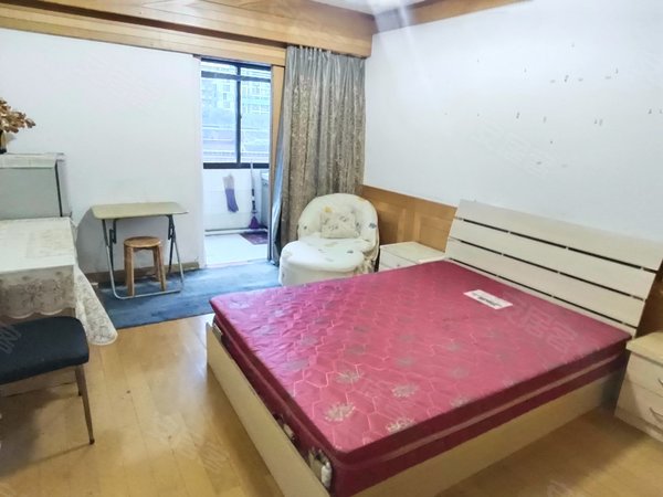 张家港杨舍杨舍中心通运新村(1-49幢)Q通运新村5楼朝南单室套8千4设施齐全阳光充足独立厨卫有钥匙出租房源真实图片