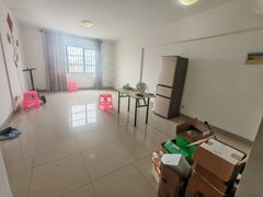 海口龙华海垦滨涯村一区 空房朝南 燃气入户  三房两厅两卫 可做宿舍出租房源真实图片