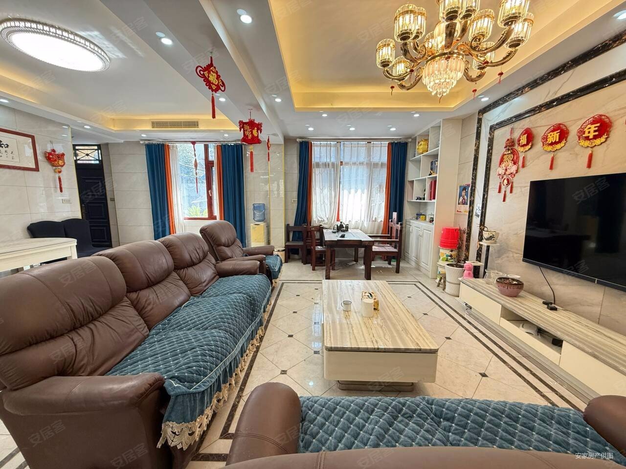 五洲庄园6室2厅3卫280㎡南北88万