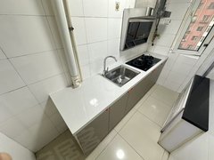 吉林船营桃园路红光园小区，步梯5楼两室一厅，有空调，大阳台可短租押一付一出租房源真实图片