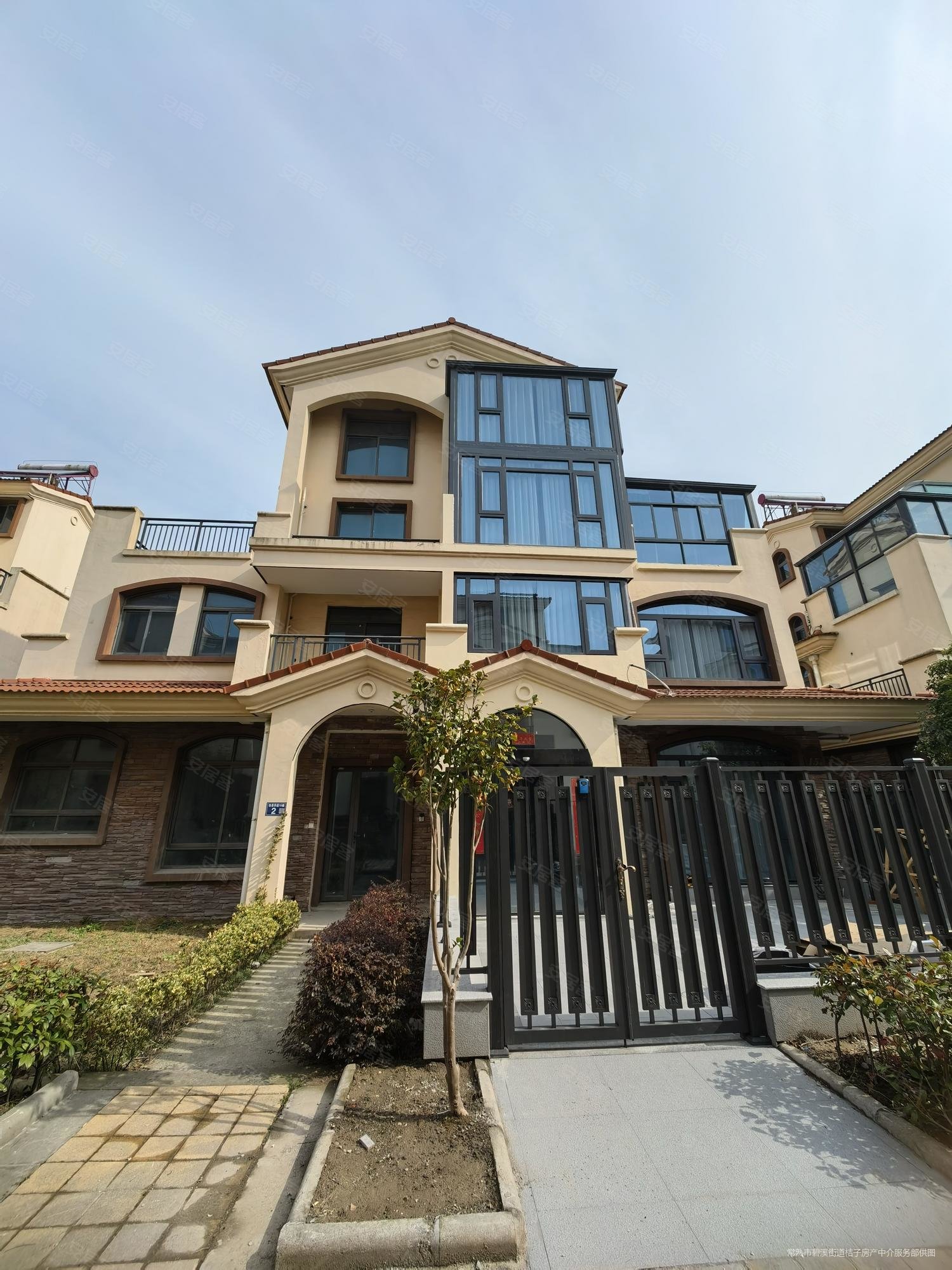 苏州房产网>苏州二手房>常熟二手房>碧溪二手房>怡景华庭(别墅)>