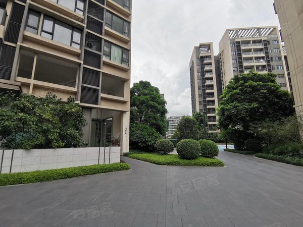 广州南沙横沥华润置地瑞府西区[江湾]灵山岛租赁专家,3房2卫配置齐全