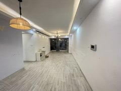 东莞莞城罗沙莞城光大地王广场平层大三房，带花园小区，业主诚意出租出租房源真实图片