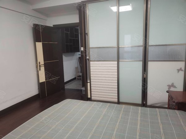 宁波余姚余姚市区世纪名苑世纪名苑单身公寓53平方一室一厅一卫一厨