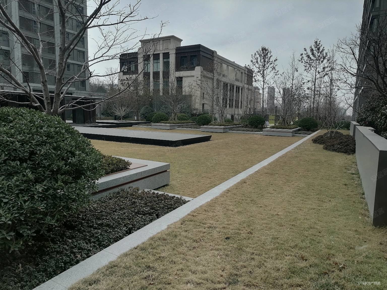 高楼层,崂山壹号院二手房,1000万,4室2厅,3卫,214平米-青岛安居客