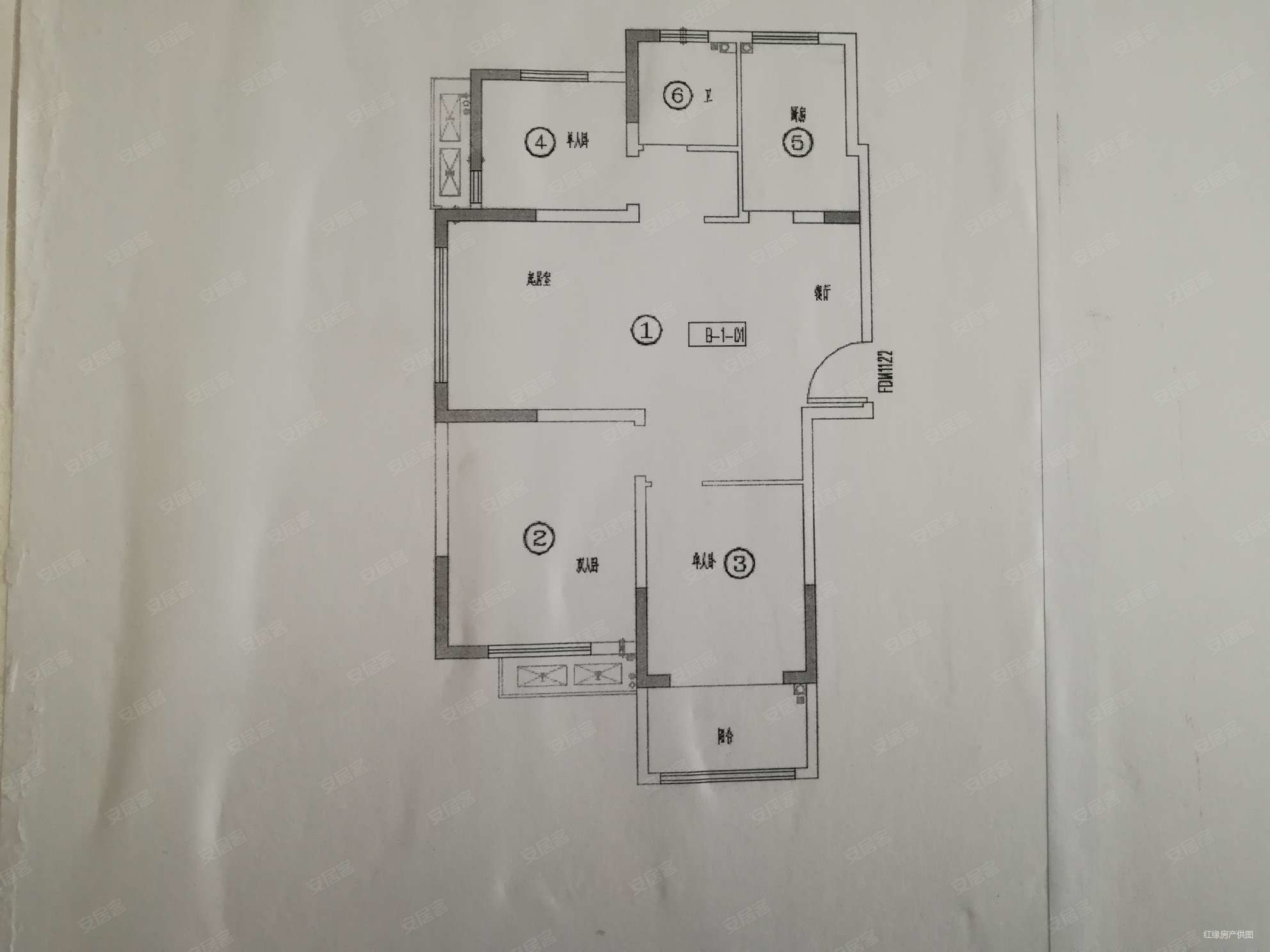 星湖尚苑三室一厅毛坯房采光好南北通透有钥匙