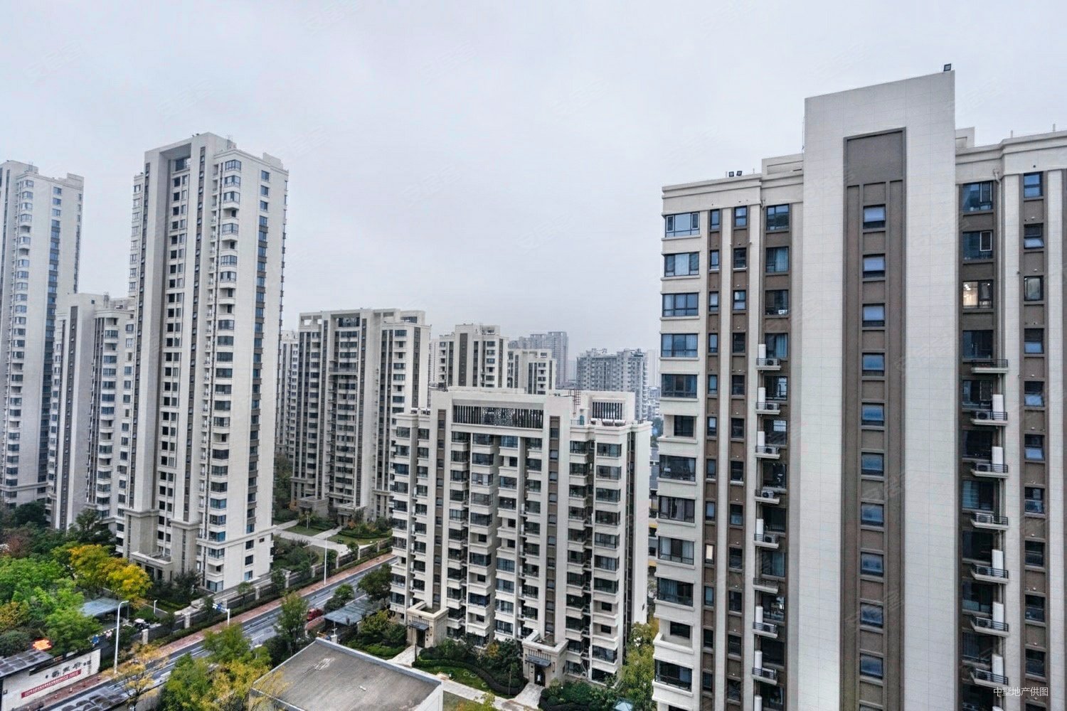 蜀熙府次新小区刚满两年无增值税小洋房公摊低采光不遮挡