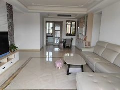 韶关新丰迎宾路西门碧桂园小区四房两厅中楼层拎包入住出租房源真实图片