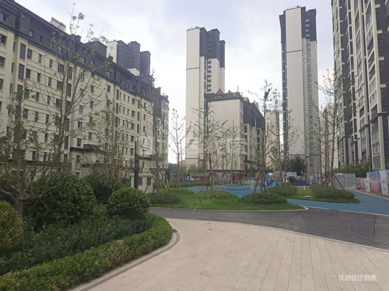 天泰公园壹号2室1厅1卫85㎡南北75万