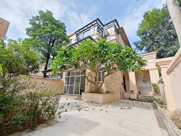 保养新 南向联排别墅 广州雅居乐花园灏湖居 4室出租出租房源真实图片