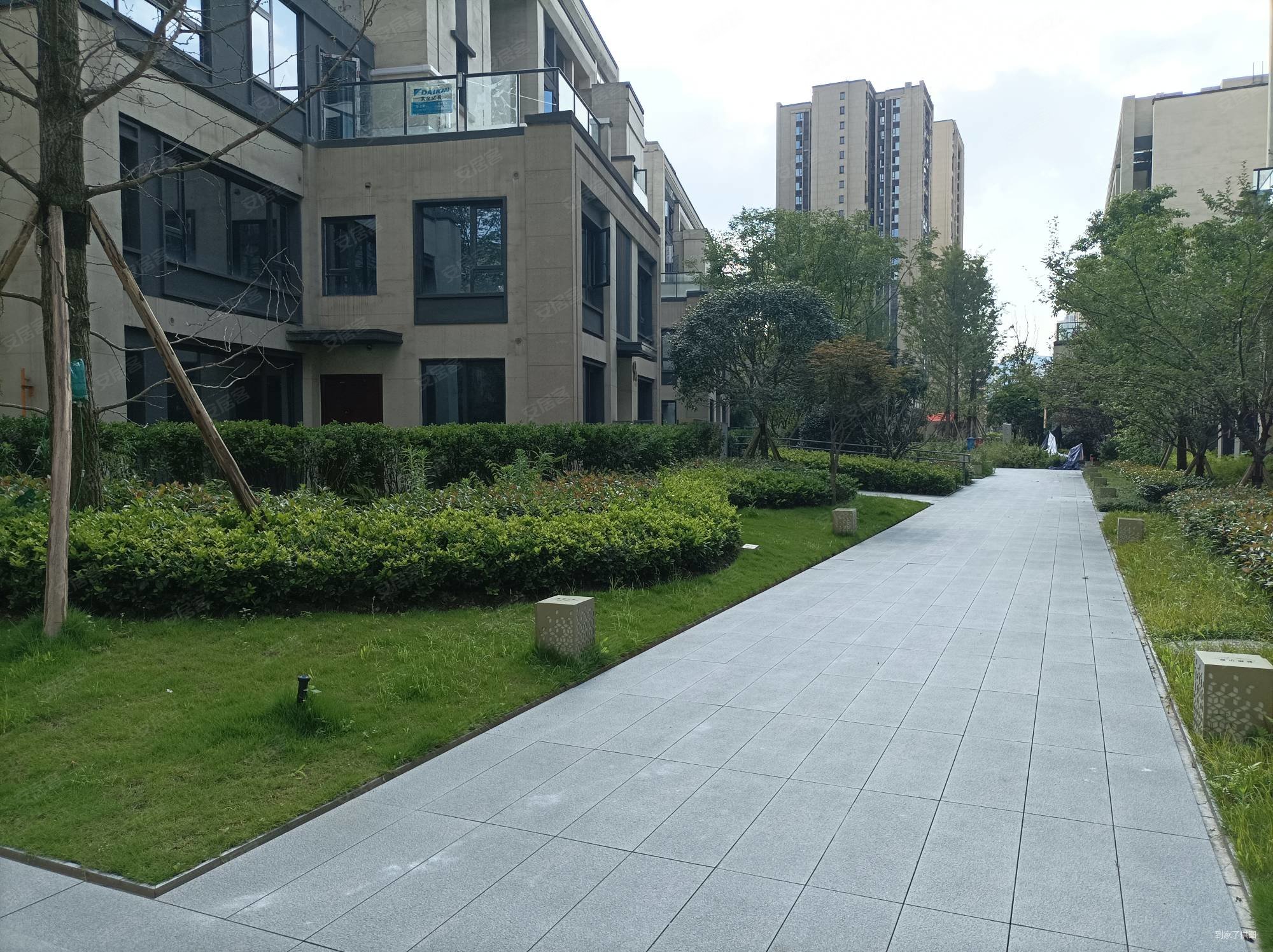 重庆房产网>重庆二手房>巴南二手房>鹿角二手房>观山御璟>