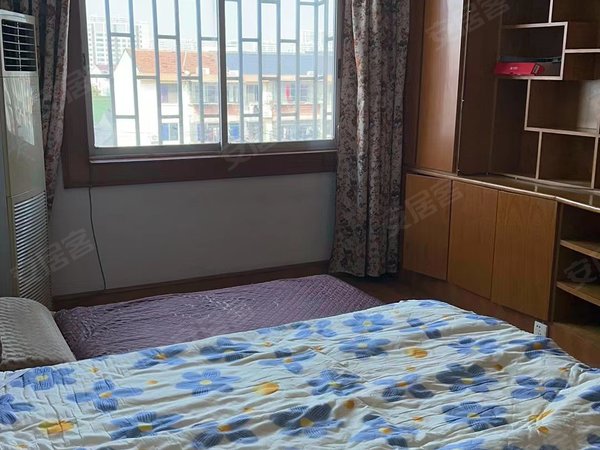 苏州常熟市区五星新村七区五星新村七区 3室1厅1卫  干净清爽出租房源