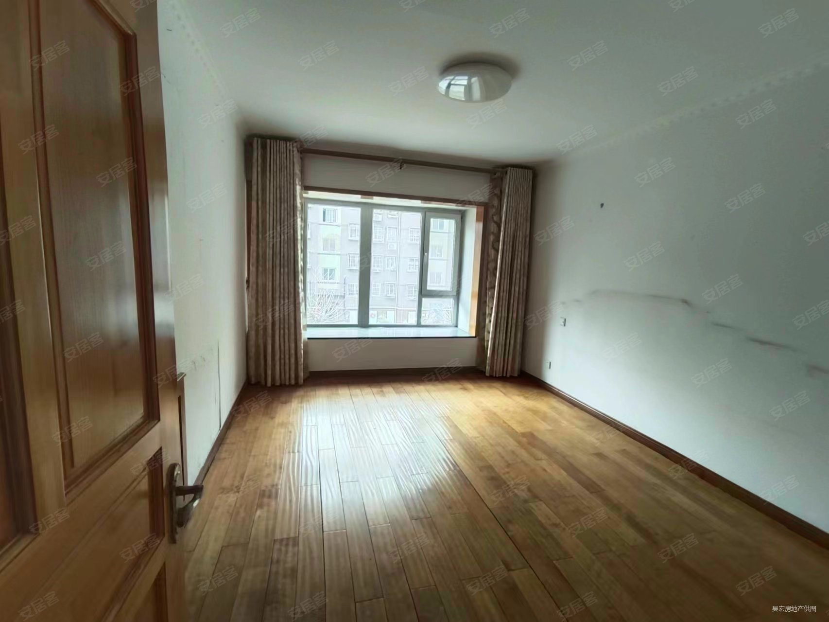 烟台房产网>烟台二手房>福山二手房>福海路二手房>香逸中央东方华府>