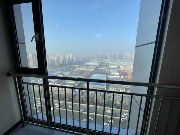 济南历城工业北路万虹广场(商住楼)万虹广场公寓,办公为主,环境优