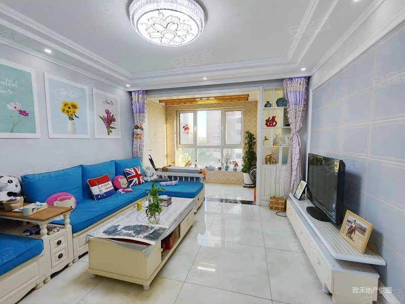 高迪墨香郡 车位充足 楼龄新 商圈成熟 南北通透 刚需小三居