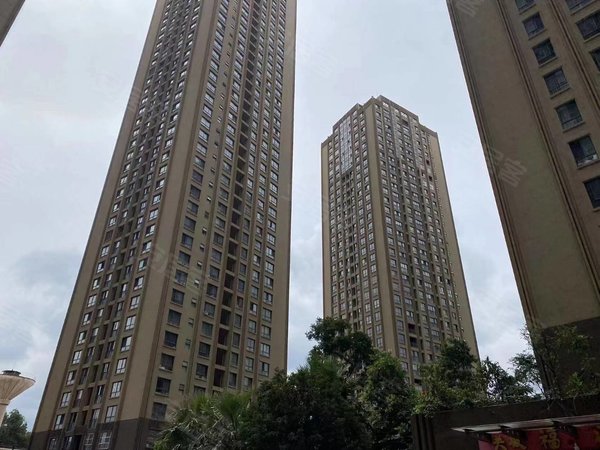 昆明官渡官渡广场融城春晓国贸中心  融城春晓小区  官渡广场旁出租