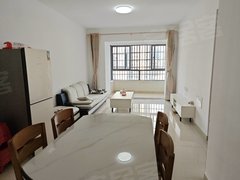 海口龙华金宇龙湖天街旁 业主好说话 可押一 精装三房家具家电齐全拎包入住出租房源真实图片