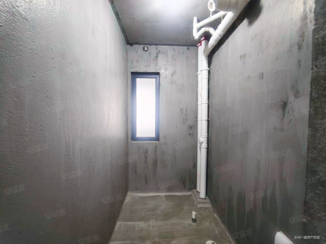湖滨三里三区3室1厅2卫91㎡南北438万