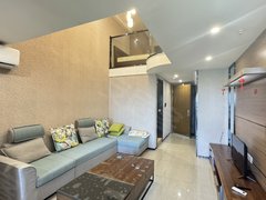 海口龙华城西新城吾悦广场附近 恒大文化旅游LOFT两室两厅一卫 拎包入住出租房源真实图片