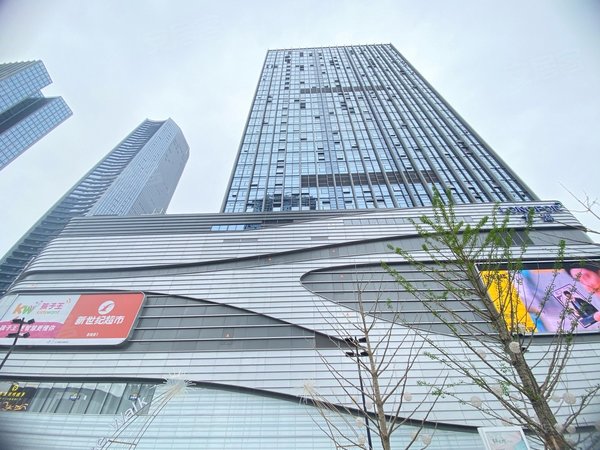 重庆渝北中央公园龙湖天际龙湖天际 1室1厅1卫 1300元月 电梯房 35平