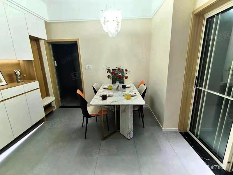 阳光心悦3室2厅2卫119㎡南北96万